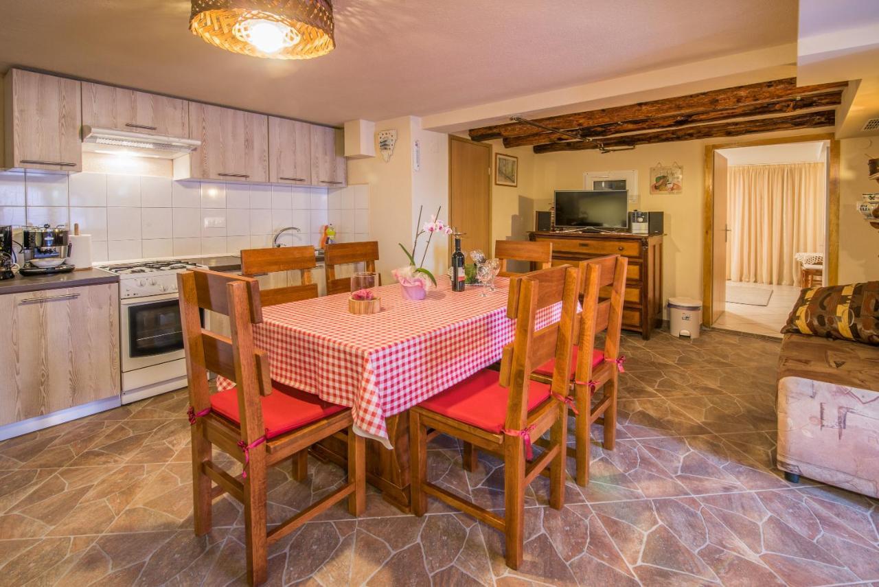 Apartment Samanic Malinska Εξωτερικό φωτογραφία